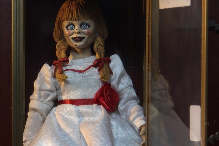 Nouvelle - The Conjuring Universe - 8? Clothed Action Figure – Neca ...