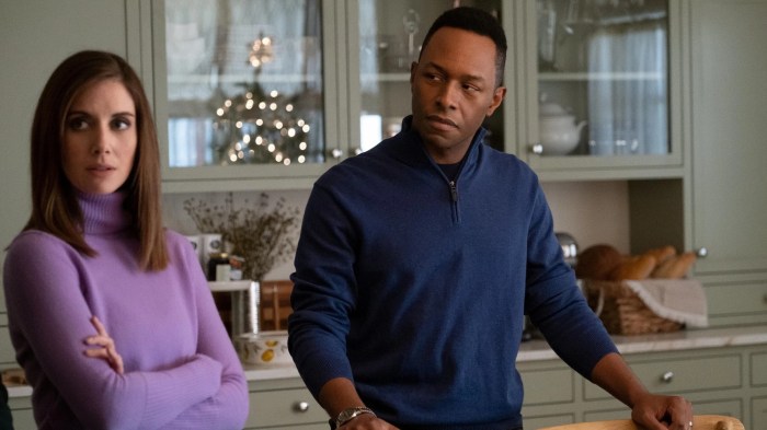 Happiest Season (2020) - AZ Movies Happiest Season (2020) - AZ Movies